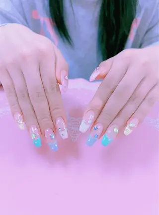 ネイル はぴねす所属・横浜 美夢のネイルデザイン