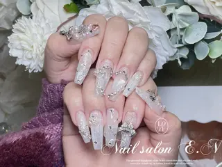 ネイル E.N🦋 長さ出し/持ち込みのネイルデザイン