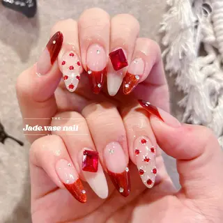 ネイル ✰Jade.vase 银座のネイルデザイン