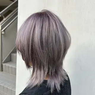 ミディアム カラー 若狭 彩花のヘアスタイル