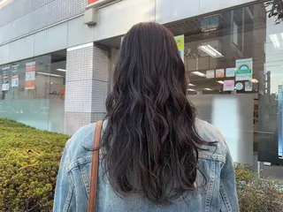 ロング カラー 遊佐 瑞紀のヘアスタイル