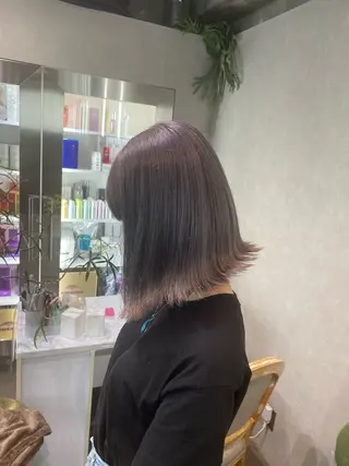 ミディアム 派手髪ハイトーン💛 ネイル💅まりなのヘアスタイル