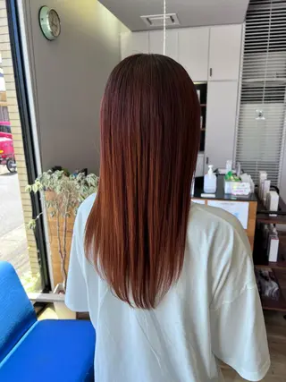 ロング カラー ツキダテ ユイのヘアスタイル