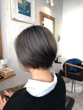ショート カラー [店長]加地 峻のヘアスタイル