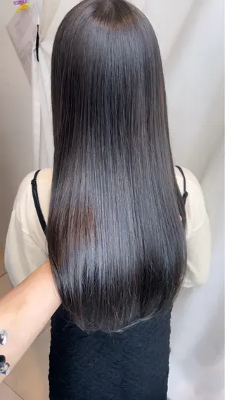 ロング カラー 透明感カラー / レイヤー/ mamiのヘアスタイル