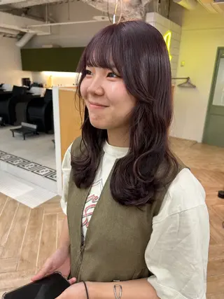 セミロング カラー ベージュ/ダブルカラ ー/新潟駅/青柳萌果のヘアスタイル