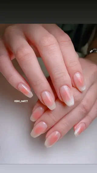 ネイル JINI NAIL所属・ジニ ネイルのネイルデザイン