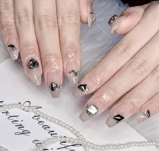 ネイル 森 ネイルサロンのネイルデザイン