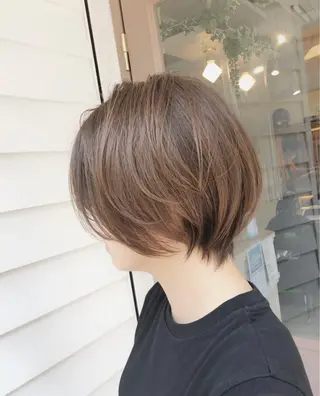 ショート カラー 山崎 俊介のヘアスタイル