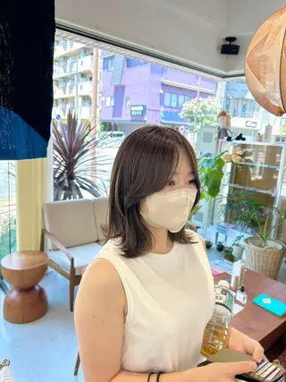 カラー 藤原 あかりのヘアスタイル