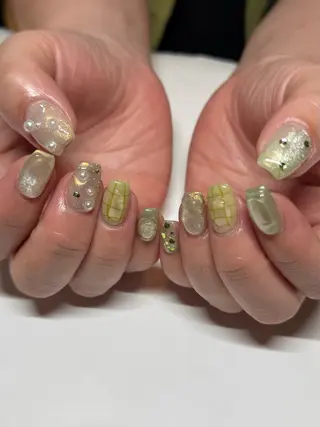 ネイル Manon Yuiのネイルデザイン