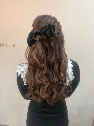 ロング ヘアアレンジ Mila Akariのヘアスタイル