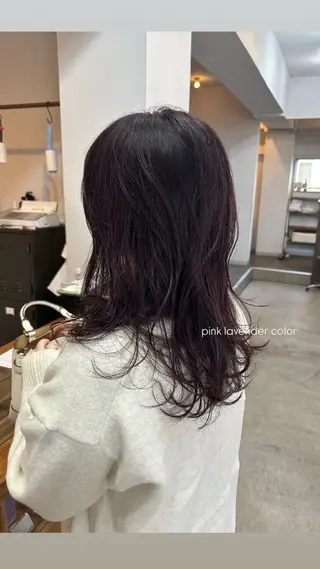 ロング 本澤 朋香のヘアスタイル