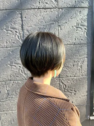 ショート FUN hair　make所属・鈴木 令子のヘアスタイル