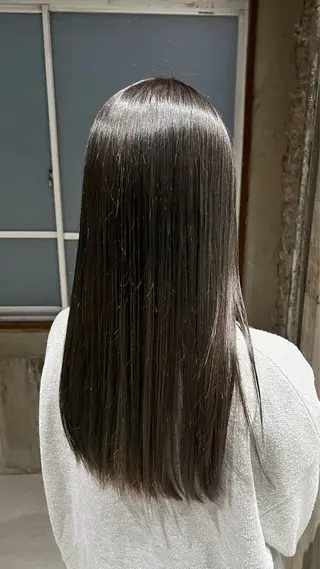 カラー 夏見 柚羽のヘアスタイル