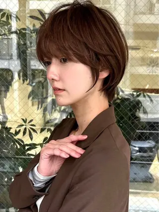 ショート ヨシミ カズヤのヘアスタイル