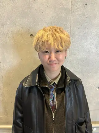 ショート カラー メンズ 一目惚れ艶ハイトーン バンド/しほ🪄のヘアスタイル