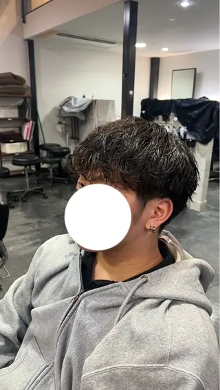 メンズ 西村 美月のヘアスタイル