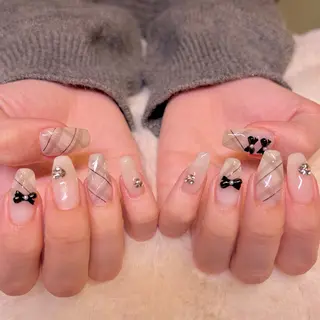 ネイル nail salon e'mu💐のネイルデザイン