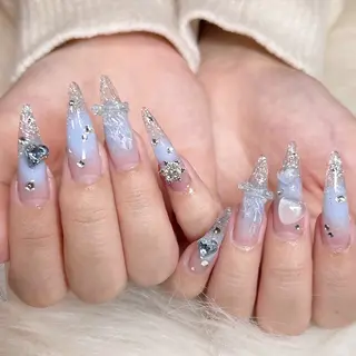 ネイル 🐠🪸 Karen🫧のネイルデザイン