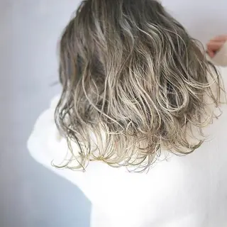 セミロング カラー 下北沢 soiのヘアスタイル