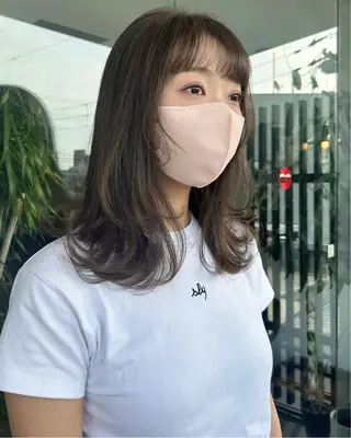 セミロング カラー 狭間 千晴のヘアスタイル