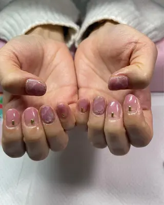 ネイル ネイルサロンキュアイスト所属・キュアイスト アコパラジェル調布のネイルデザイン