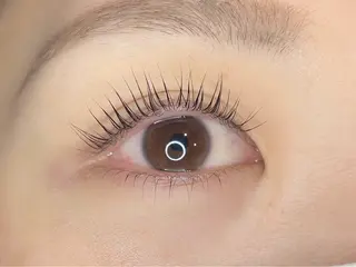 マツエク・マツパ スタイリスト兼 アイリストyuikaのヘアスタイル