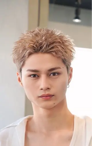 パーマ 松田 優斗のヘアスタイル