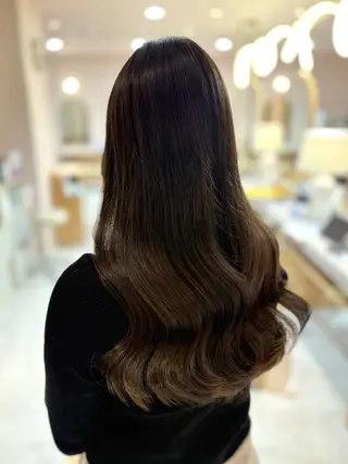 ロング カラー merc.谷本 澪のヘアスタイル