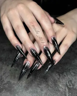 ネイル Queen Nail 柏店　クイーンネイルのネイルデザイン