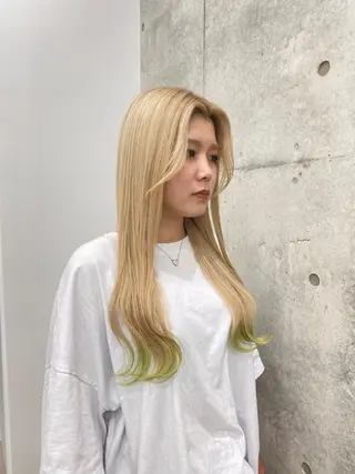 ロング カラー 🌱ブリーチ・透明感 カラー/mapi🦭のヘアスタイル