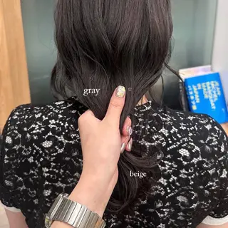 セミロング カラー Lomalia Rukaのヘアスタイル