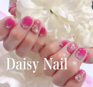 ネイル Daisy Nail所属・Daisy Nailのネイルデザイン