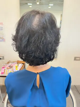 ショート カラー 丸山 菜々子のヘアスタイル