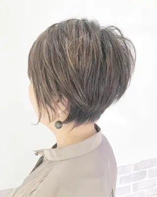 ショート カラー favorite b Charmeのヘアスタイル