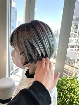 ショート カラー ✨髪質改善/ハイトー ン/艶髪高山のヘアスタイル