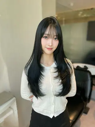 ロング 銀座／レイヤーカット 🤍内野すみれのヘアスタイル