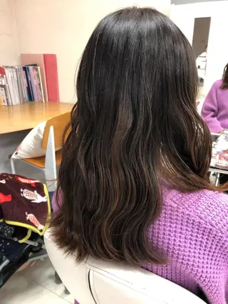 ロング 阿部 美咲のヘアスタイル