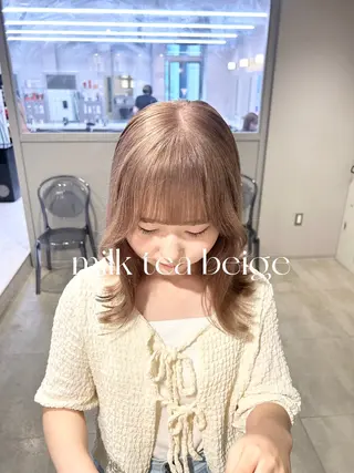 カラー 透明感ベージュ🤎 ナチュラルレイヤーのヘアスタイル