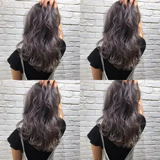 セミロング カラー UMEDA FIGAROのヘアスタイル