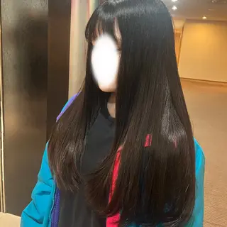 ロング サロンドボーテレイ所属・タナカ Tanakaのヘアスタイル