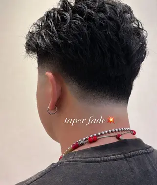 メンズ 山本 拓実のヘアスタイル