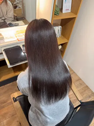 セミロング afloatkobe所属・美髪/髪質改善 川口凌弥のヘアスタイル