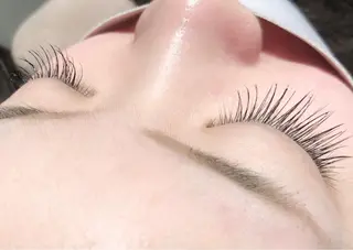 マツエク・マツパ 桜 成美のエステ・リラクイメージ