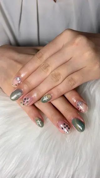 ネイル cosmos あいりのネイルデザイン