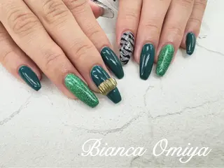 ネイル 岩松 沙耶のネイルデザイン