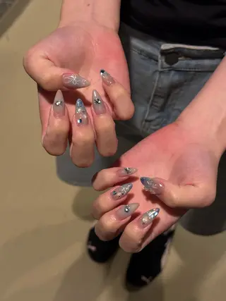 ネイル Nobody_ Karenのネイルデザイン