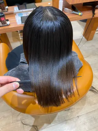 ショート カラー 縮毛矯正とレイヤー カット/杉村凜汰郎のヘアスタイル