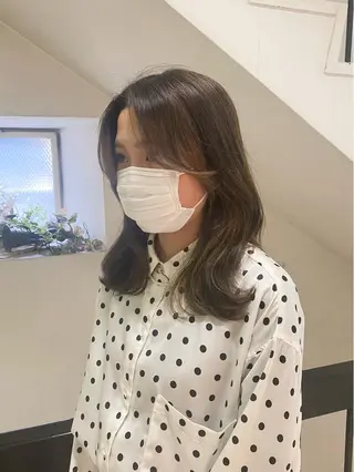 セミロング 'AXIS所属・'AXIS maiのヘアスタイル